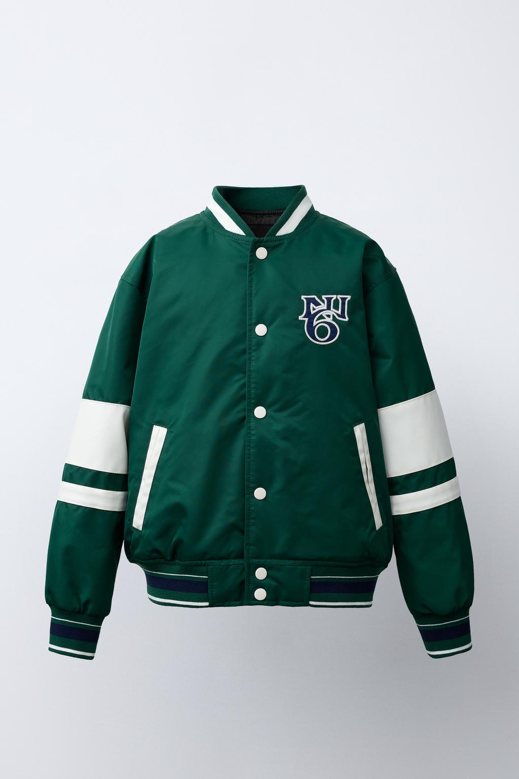 НЕЙЛОНОВЫЙ БОМБЕР С НАДПИСЬЮ И СЪЕМНЫМ КАПЮШОНОМ