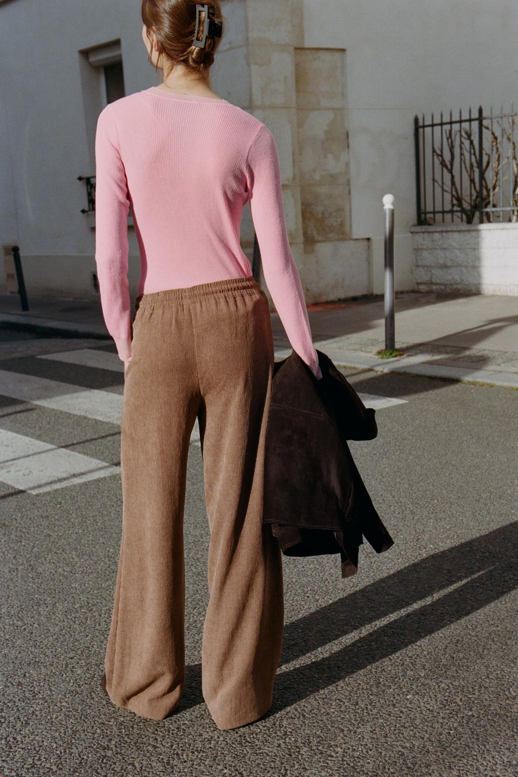 БРЮКИ ПРЯМОГО КРОЯ С ЭЛАСТИЧНЫМ ПОЯСОМ