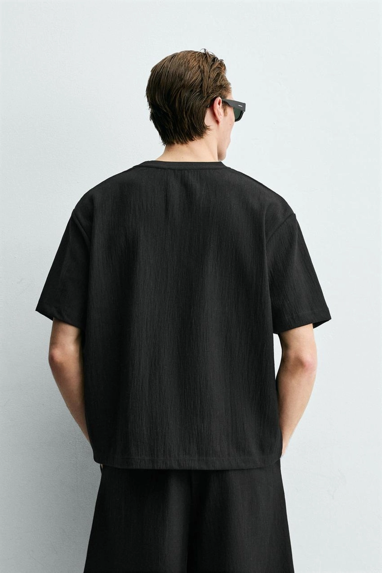 ФУТБОЛКА RELAXED FIT ИЗ РЕЛЬЕФНОЙ ТКАНИ