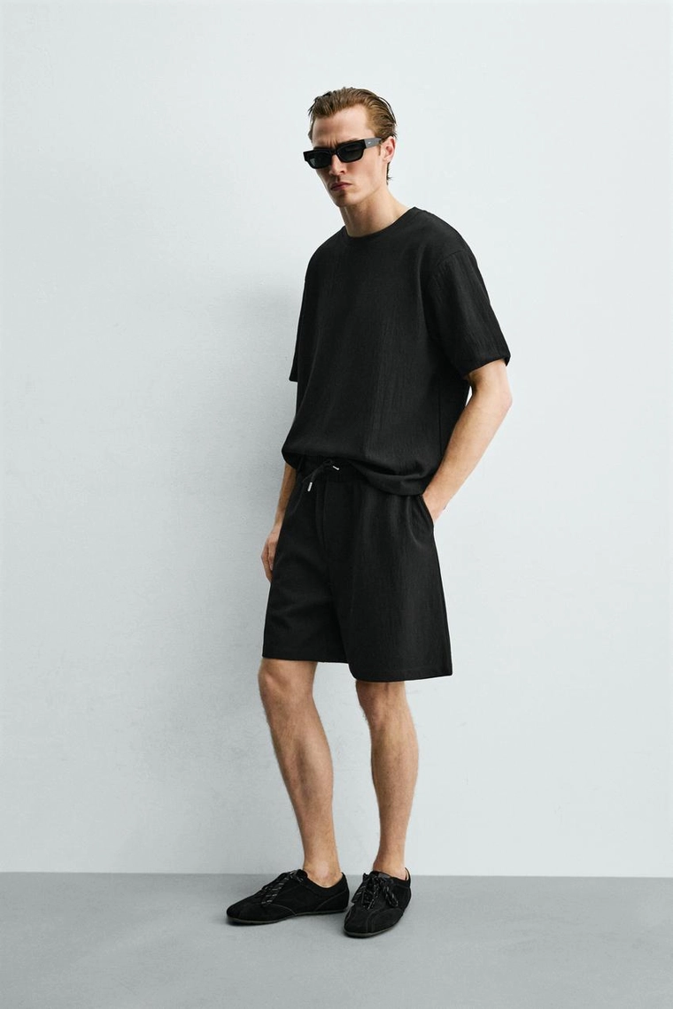 ФУТБОЛКА RELAXED FIT ИЗ РЕЛЬЕФНОЙ ТКАНИ