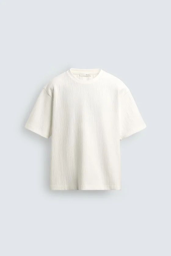 ФУТБОЛКА RELAXED FIT ИЗ СТРУКТУРНОЙ ТКАНИ