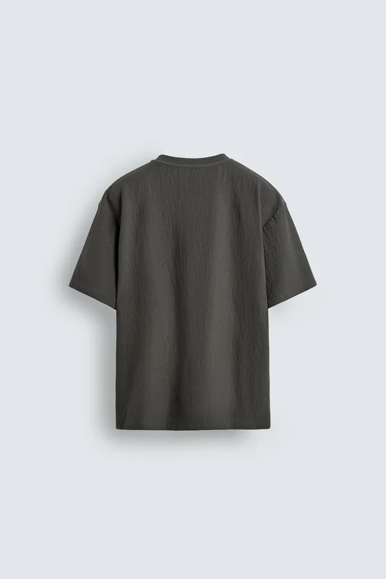 ФУТБОЛКА RELAXED FIT ИЗ РЕЛЬЕФНОЙ ТКАНИ