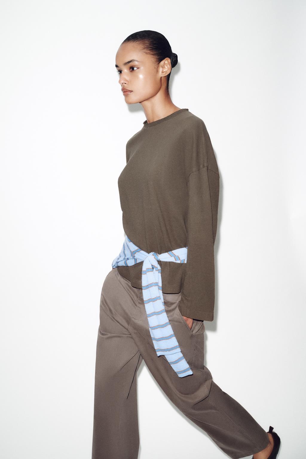 Футболка с длинным рукавом и текстурой