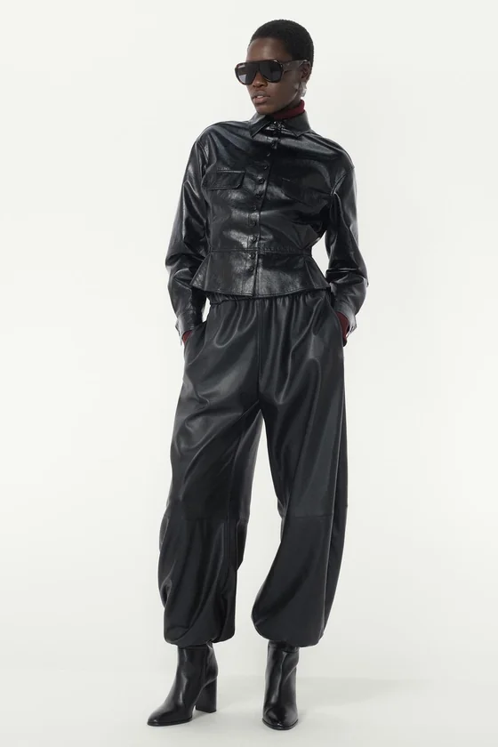 КУРТКА-ПЕПЛУМ ИЗ ИСКУССТВЕННОЙ КОЖИ — THE ITEM ZARA WOMAN