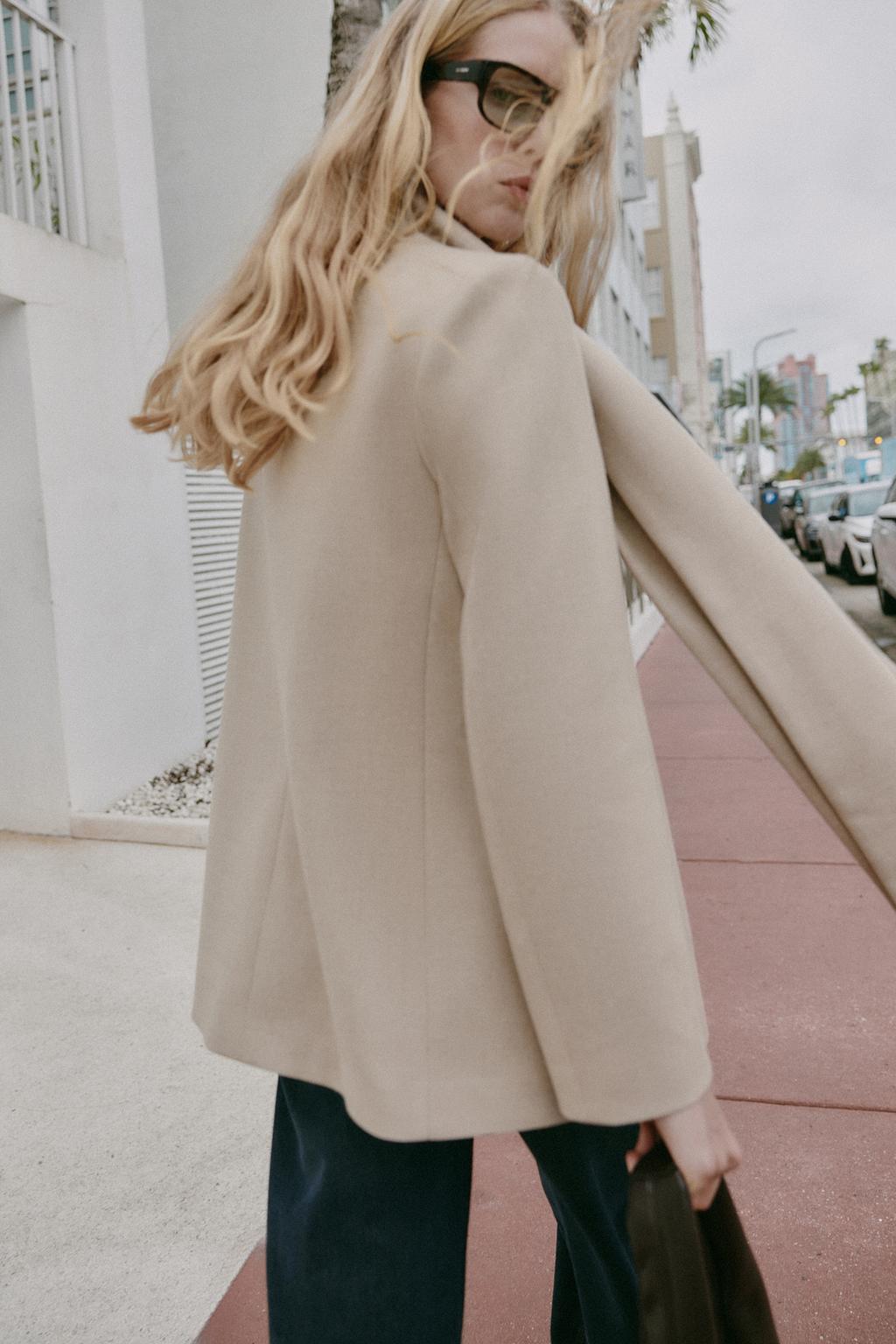 БЛЕЙЗЕР С ВОРОТНИКОМ-ШАРФОМ