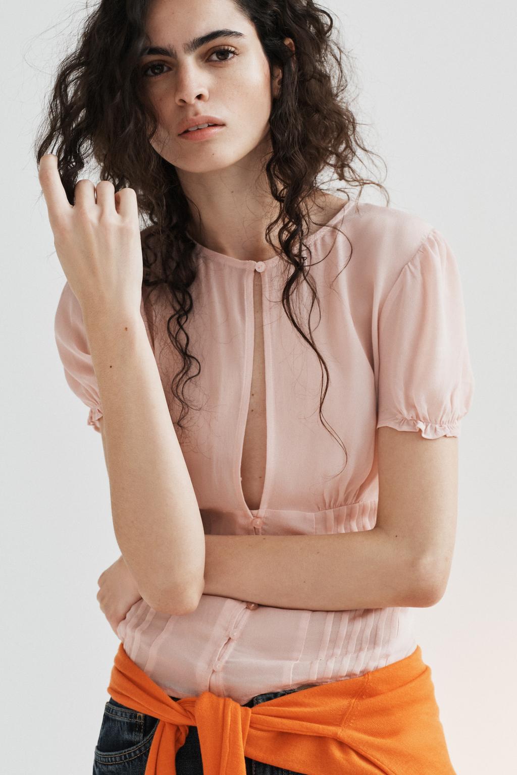 ТОП ИЗ ПОЛУПРОЗРАЧНОГО ЖОРЖЕТА