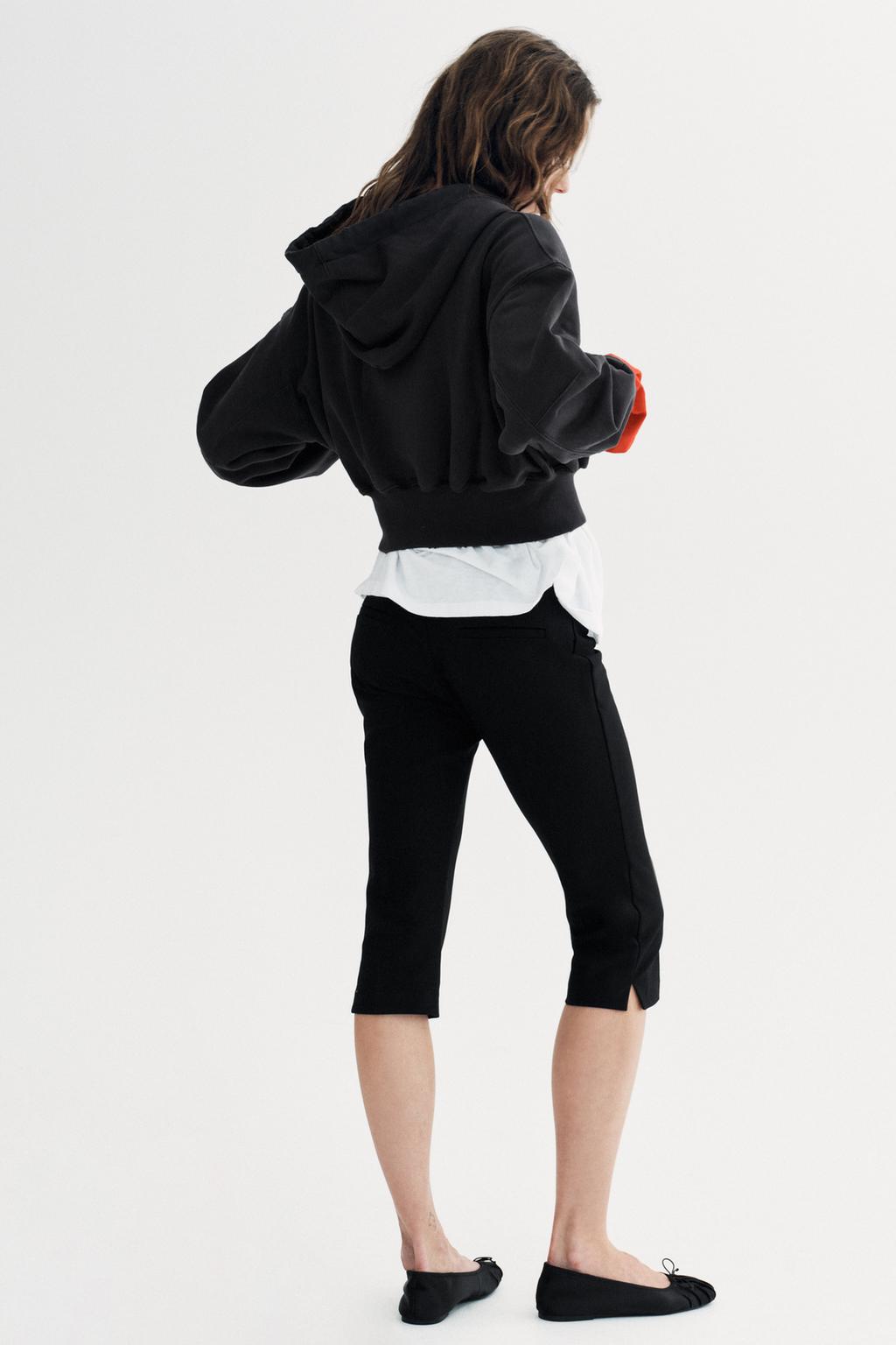 ТОЛСТОВКА С БЛЕСТЯЩЕЙ НАДПИСЬЮ