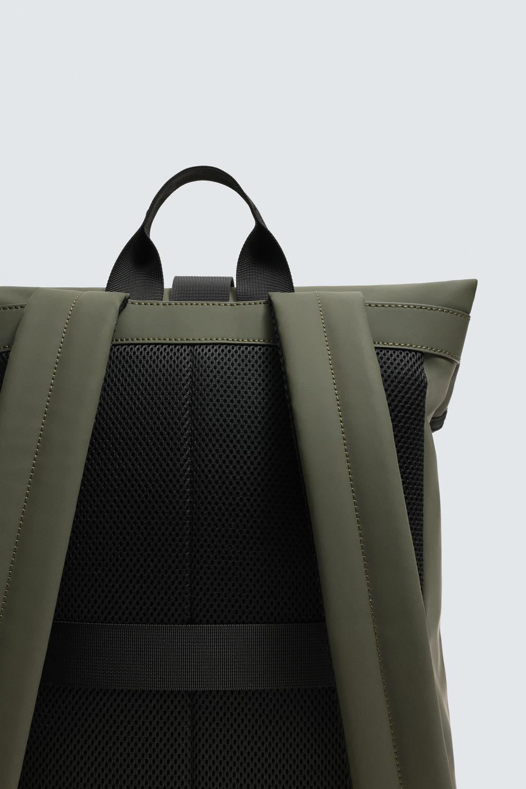 ПРОРЕЗИНЕННЫЙ РЮКЗАК ИЗ ВЫСОКОТЕХНОЛОГИЧНОЙ ТКАНИ