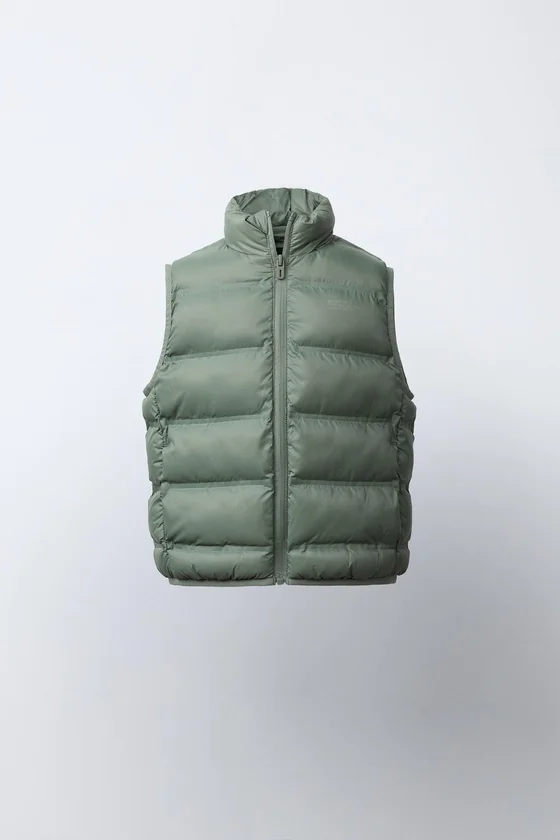 ЛЕГКИЙ ЖИЛЕТ С КАПЮШОНОМ WATER REPELLENT