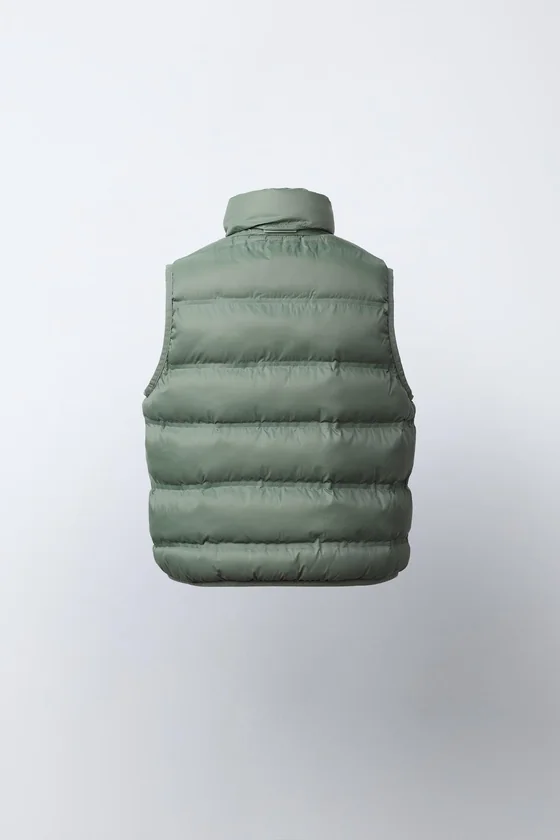 ЛЕГКИЙ ЖИЛЕТ С КАПЮШОНОМ WATER REPELLENT