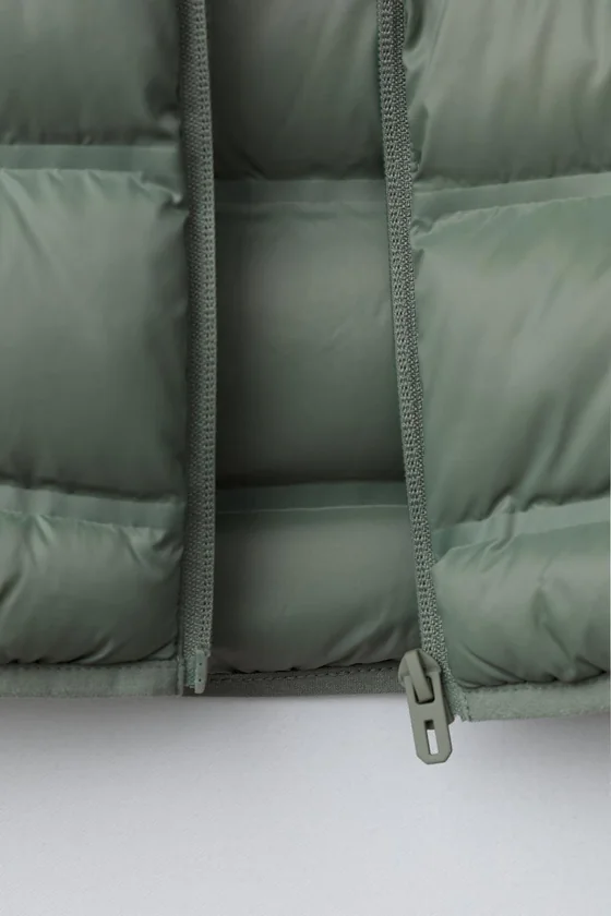 ЛЕГКИЙ ЖИЛЕТ С КАПЮШОНОМ WATER REPELLENT