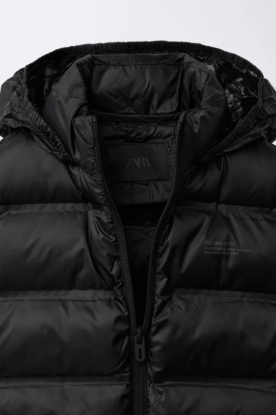 ЛЕГКИЙ ЖИЛЕТ С КАПЮШОНОМ WATER REPELLENT