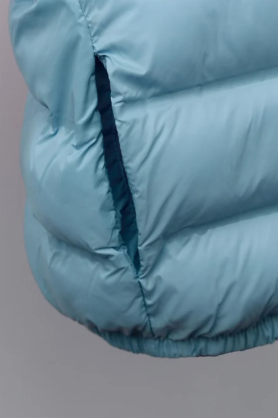 УЛЬТРАЛЕГКАЯ КУРТКА С КАПЮШОНОМ WATER REPELLENT