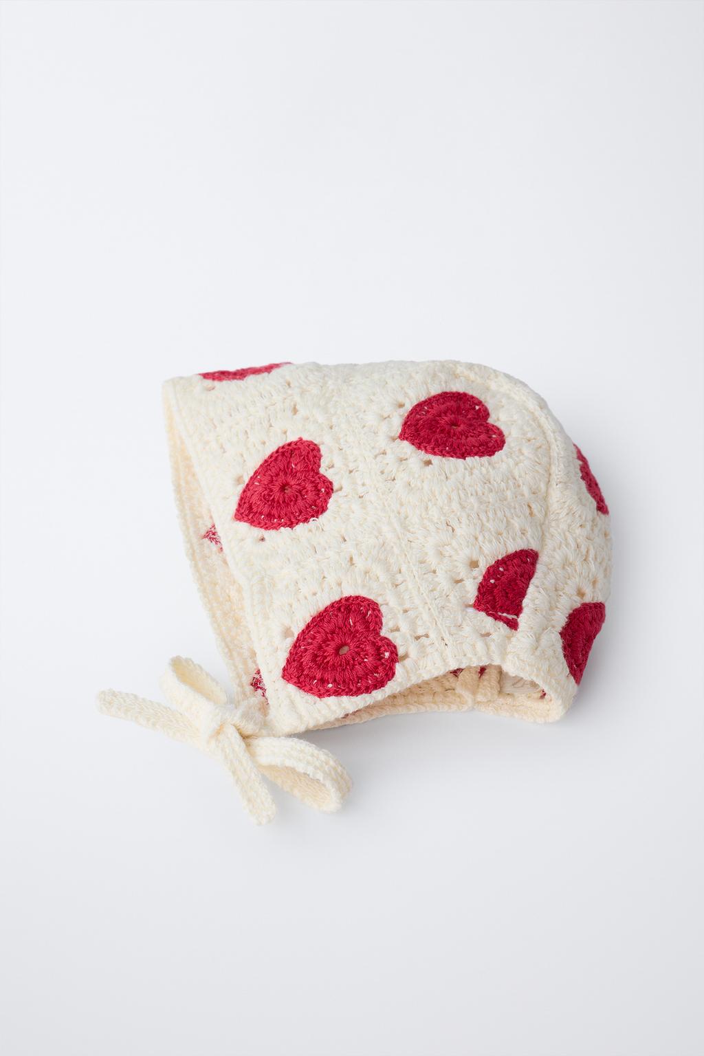 ЧЕПЧИК ИЗ КРУЖЕВА КРОШЕ С УЗОРОМ «СЕРДЦА»