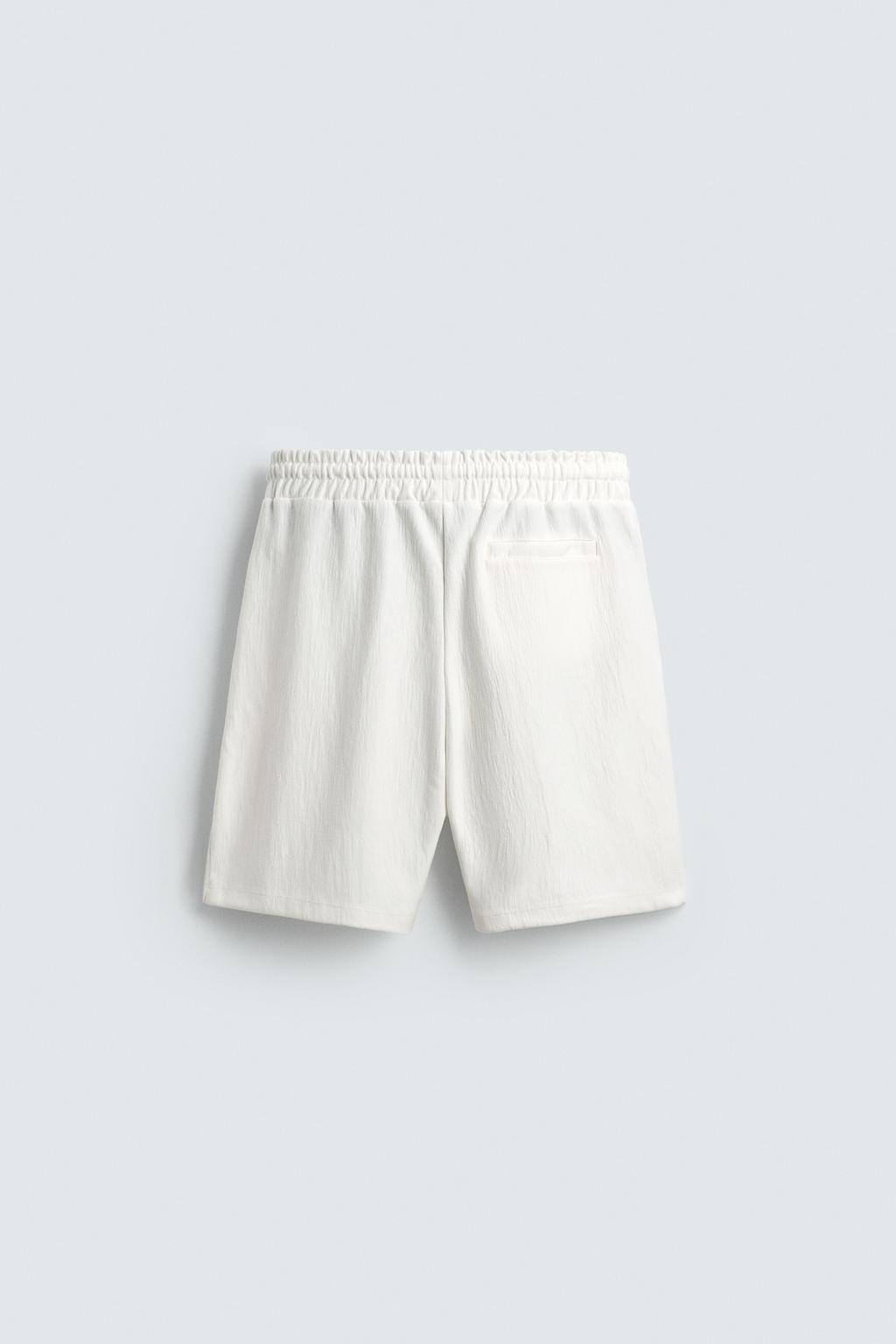 ШОРТЫ-ДЖОГГЕРЫ ИЗ РЕЛЬЕФНОЙ ТКАНИ