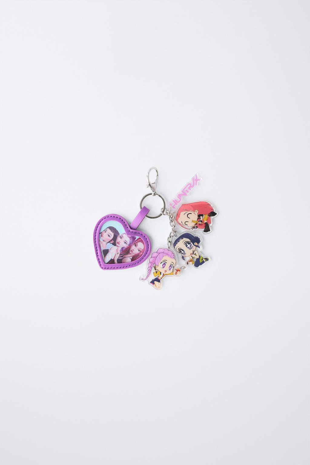 БРЕЛОК С ПОДВЕСКОЙ KPOP DEMON HUNTERS™ NETFLIX ©