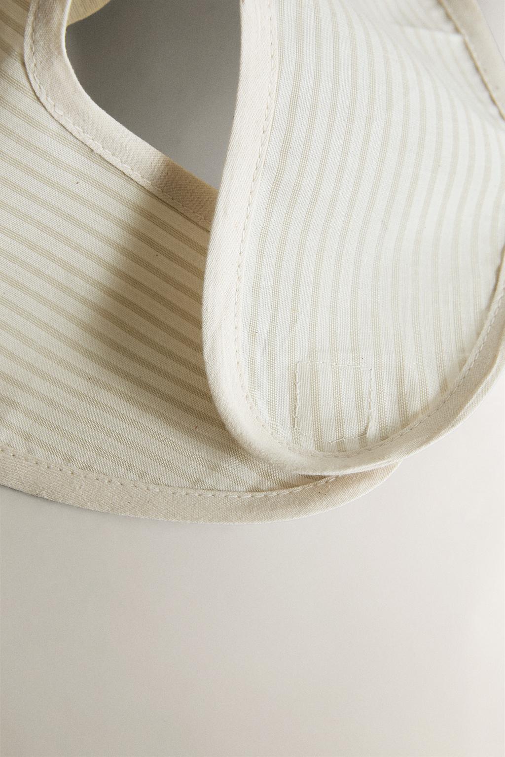 Детский слюнявчик с микки и минни ©disney