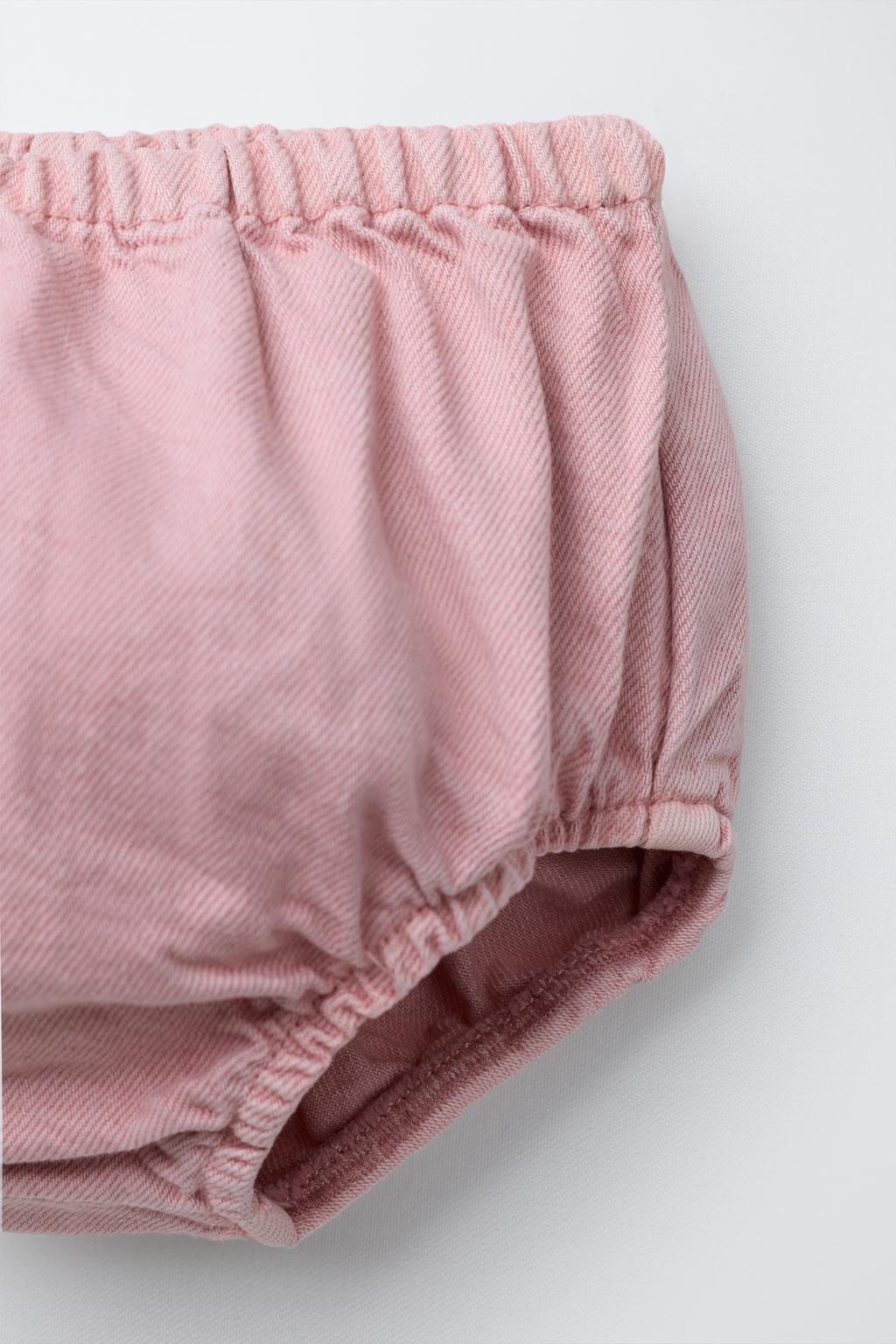 САРАФАН ИЗ САРЖИ, ТРУСЫ С СЕРДЕЧКАМИ