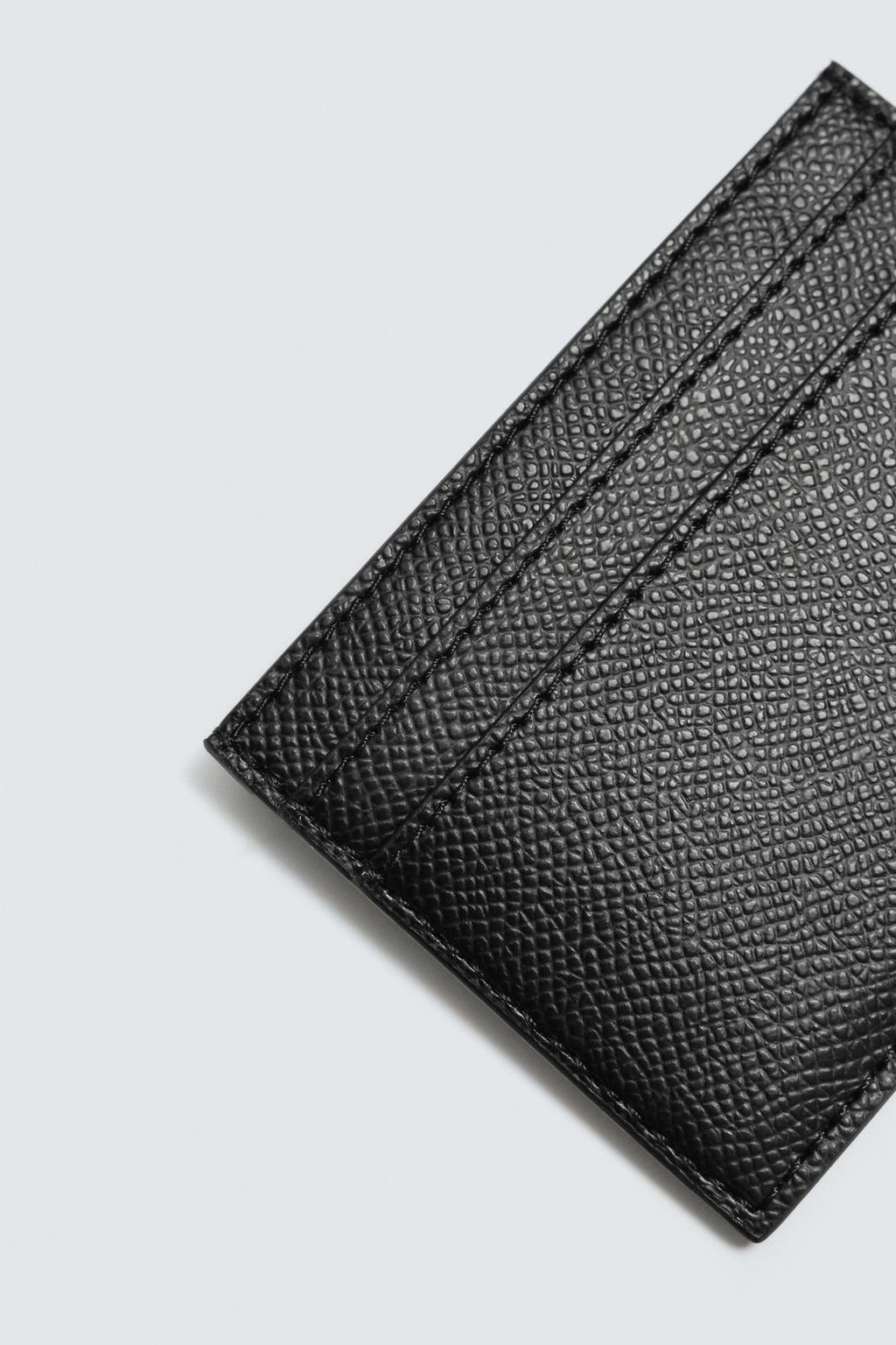 ВИЗИТНИЦА С РЕЛЬЕФНЫМ УЗОРОМ