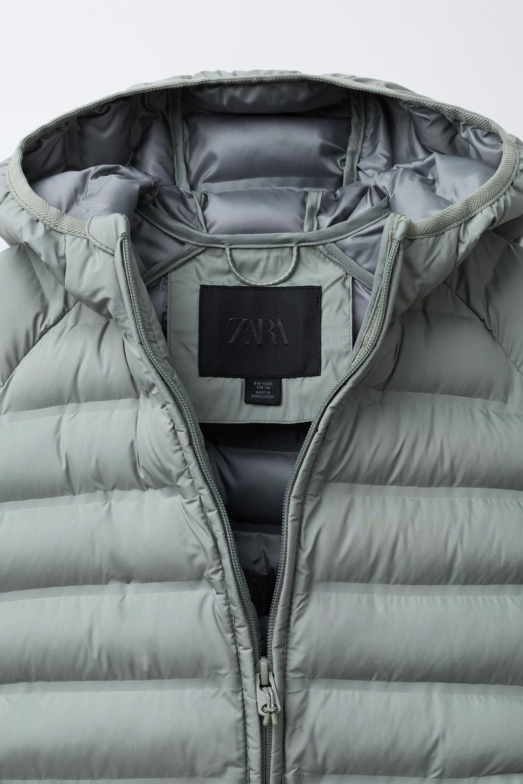 УЛЬТРАЛЕГКАЯ НЕПРОМОКАЕМАЯ КУРТКА