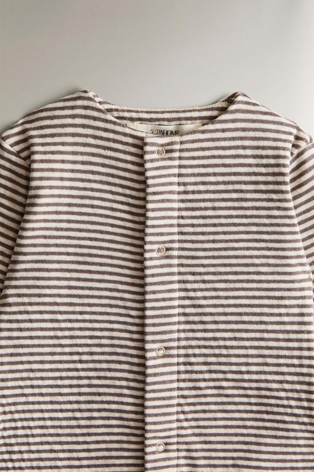 Детский комбинезон в полоску