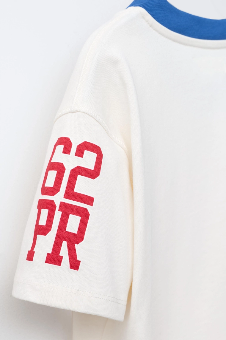 Футболка с лозунгом varsity