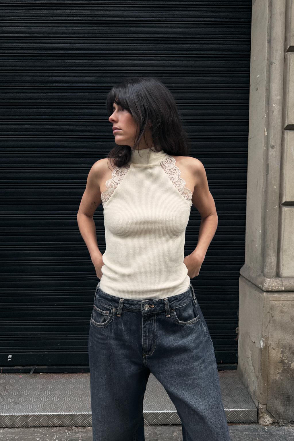 ФУТБОЛКА В РУБЧИК С КРУЖЕВОМ