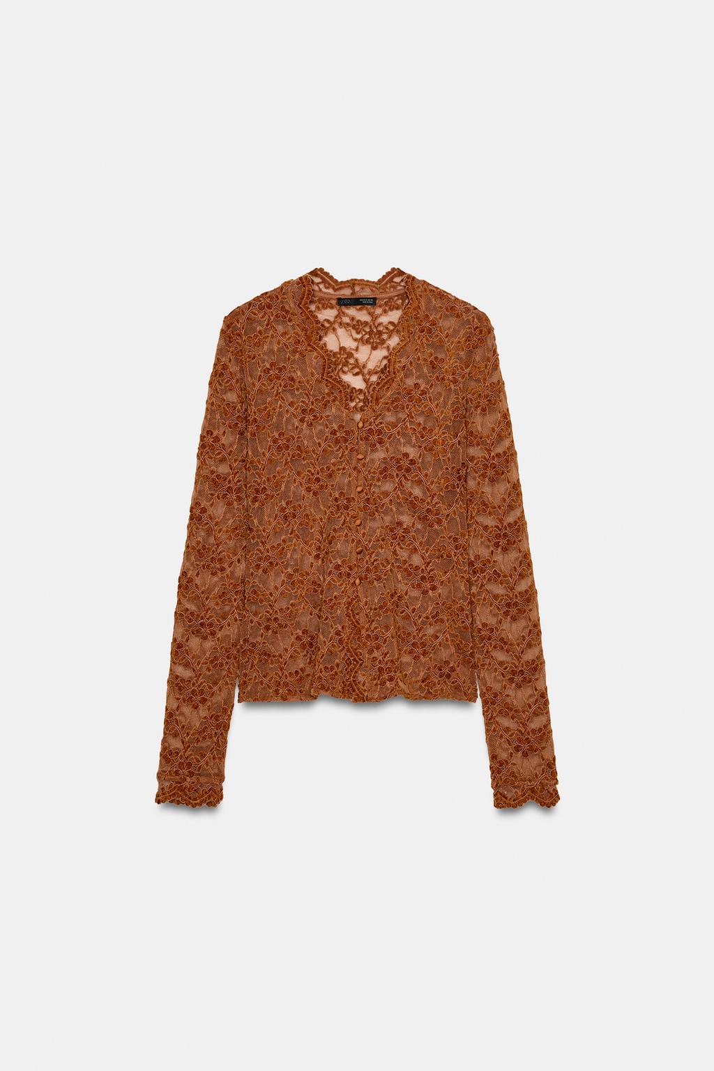 КРУЖЕВНОЙ ТОП С ПУГОВИЦАМИ