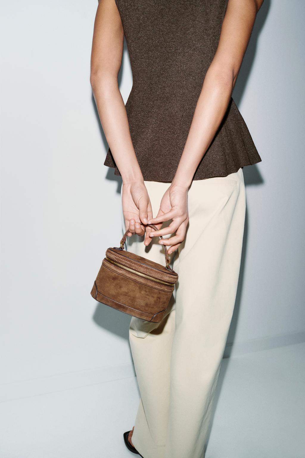 ЖЕСТКАЯ КОЖАНАЯ СУМКА