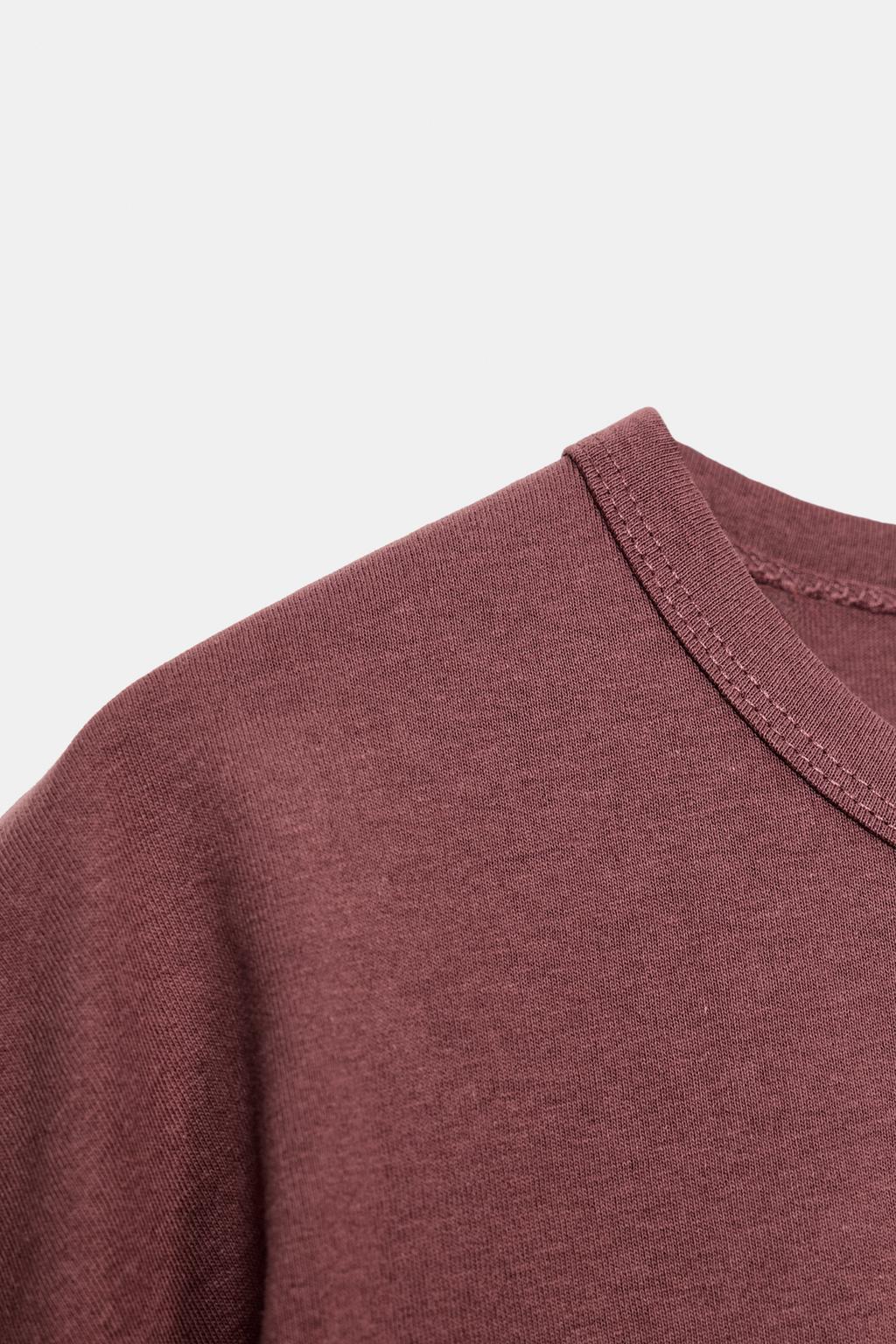 ФУТБОЛКА В СТИЛЕ РУСТИК С КОРОТКИМИ РУКАВАМИ