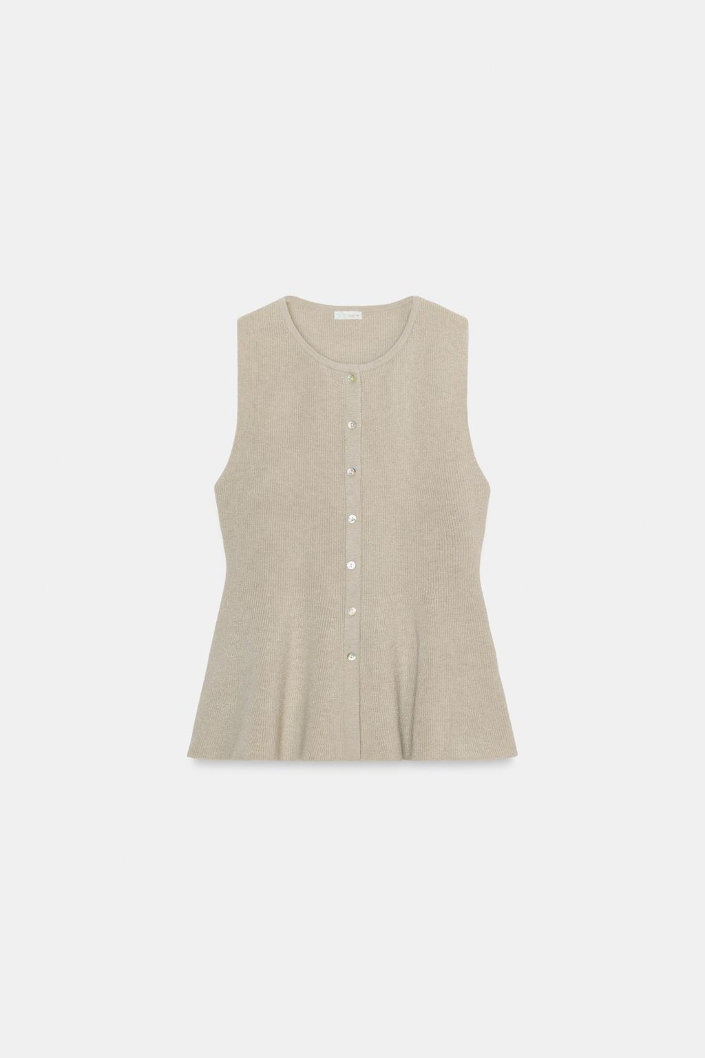 ТОП В РУБЧИК С БАСКОЙ И ПУГОВИЦАМИ