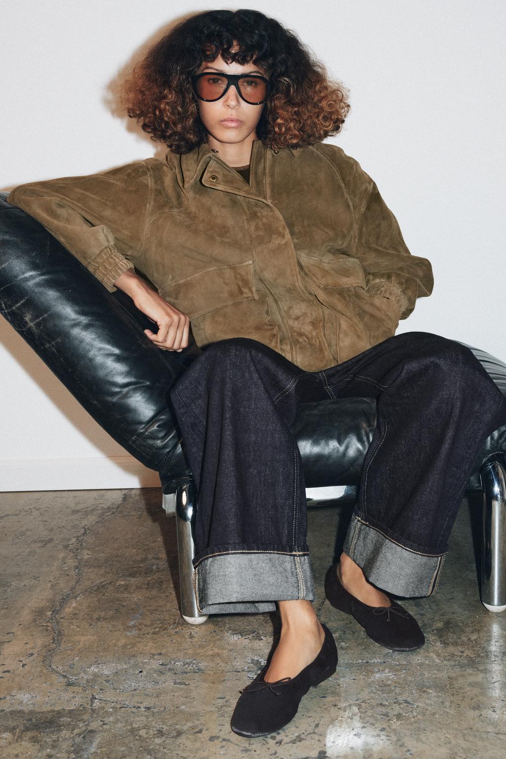 БАЛЕТКИ ИЗ БАРХАТА С БАНТОМ