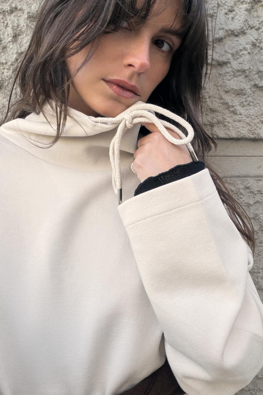 ТОЛСТОВКА ИЗ ИНТЕРЛОКА С ЭФФЕКТОМ ПОТЕРТОСТИ