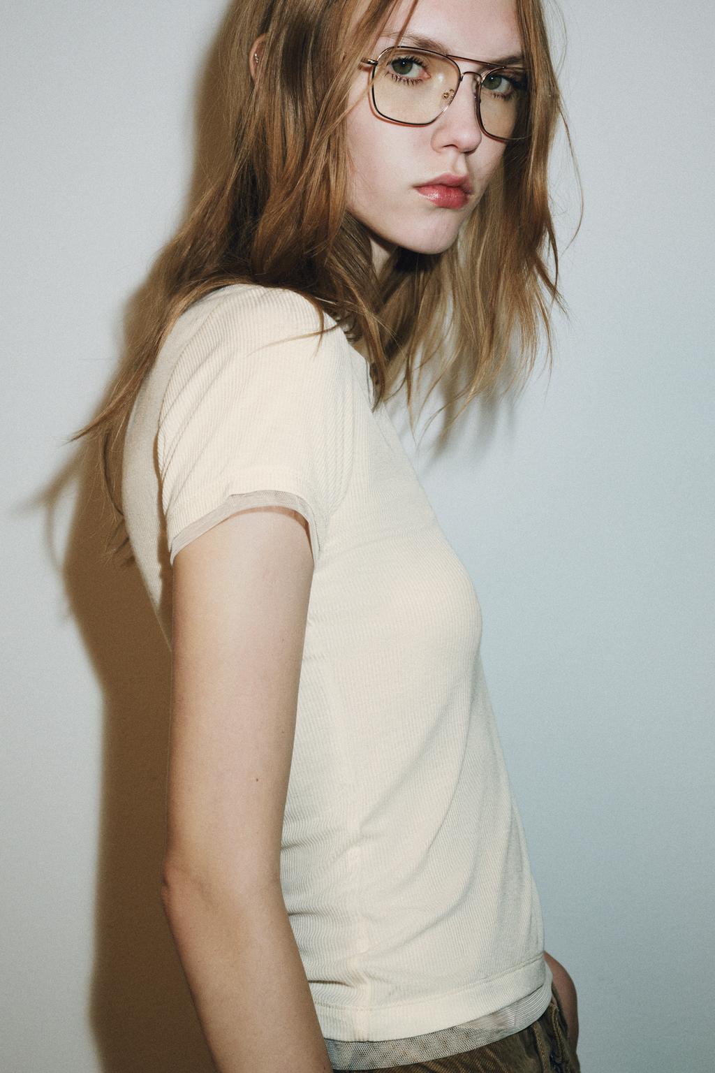 КОМБИНИРОВАННАЯ ФУТБОЛКА ИЗ ТЮЛЯ