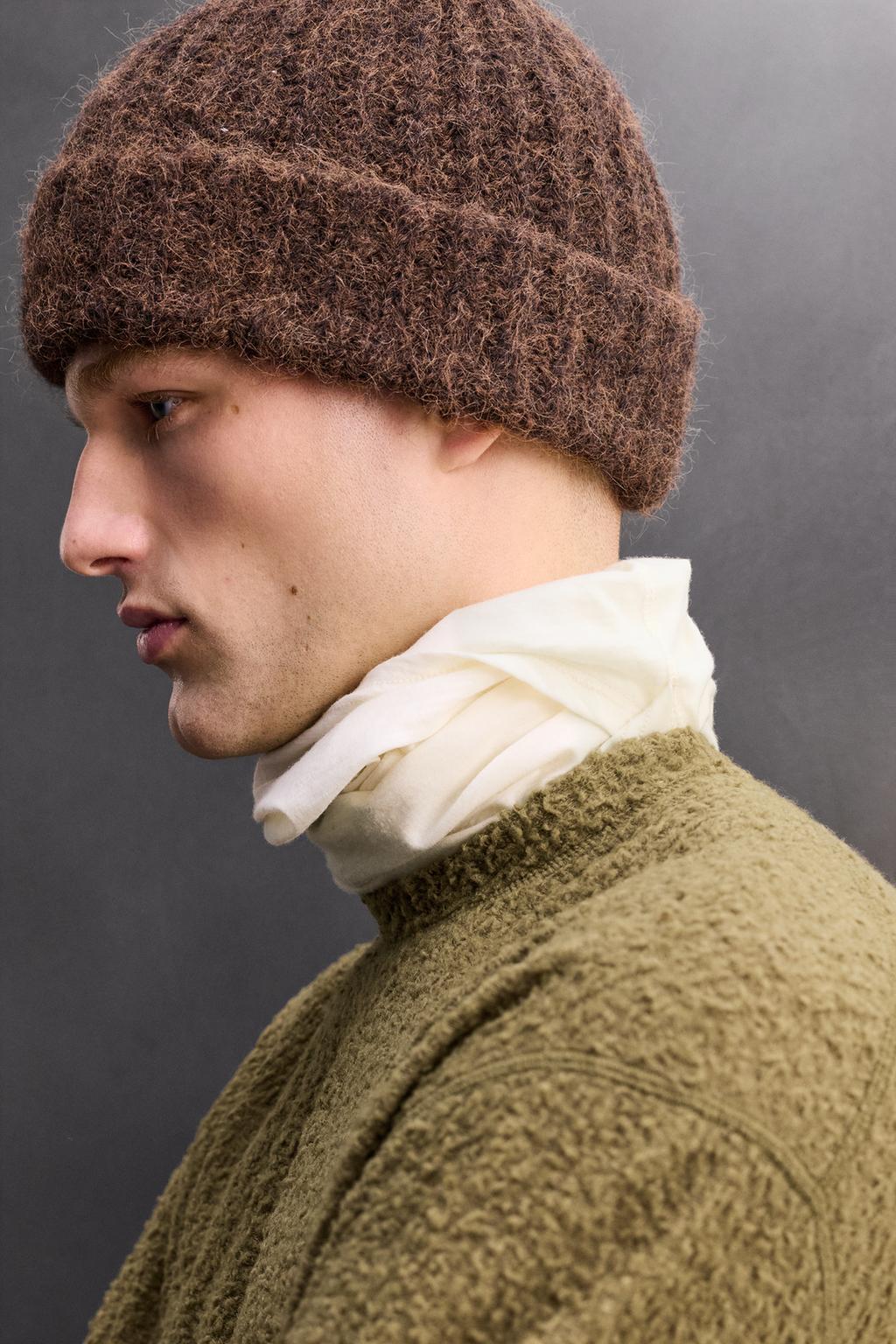 ТОЛСТОВКА ИЗ ФАКТУРНОЙ ТКАНИ С ШЕРСТЬЮ