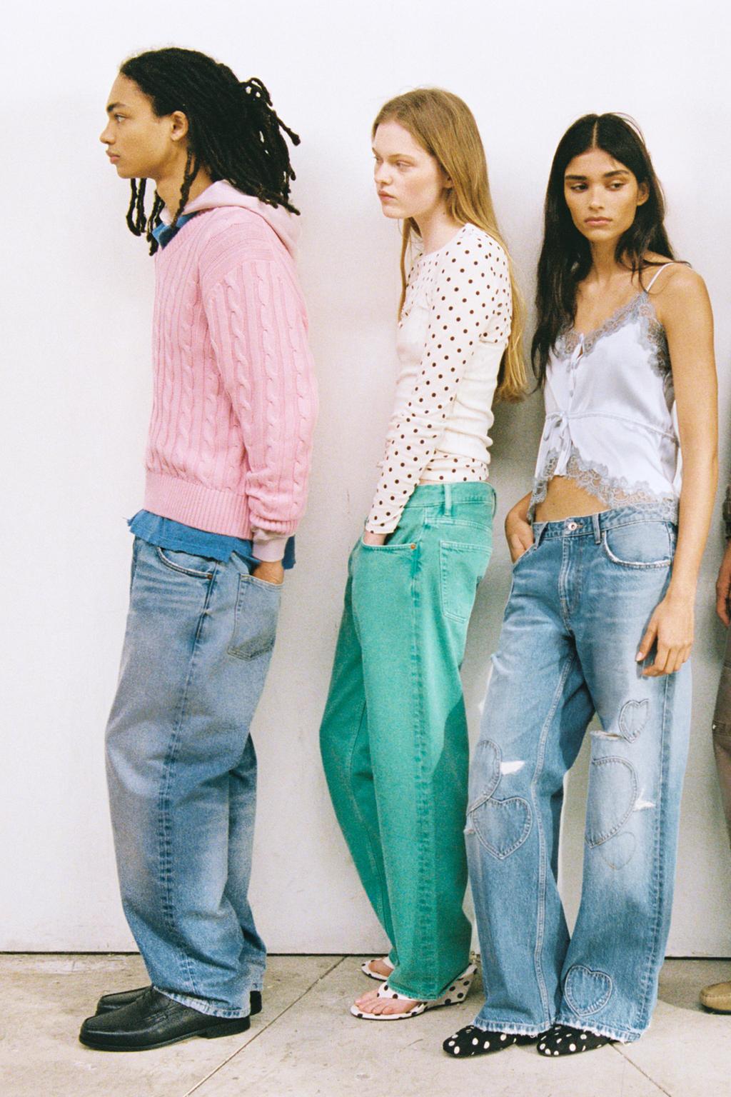 ДЖИНСЫ TRF BOYFRIEND С СЕРДЦАМИ И СРЕДНЕЙ ПОСАДКОЙ