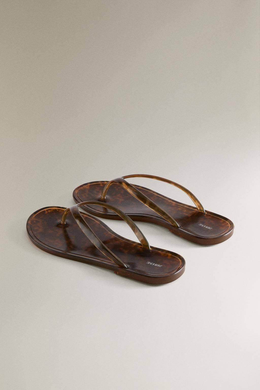 Сандалии на плоской подошве с эффектом черепаховой раковины