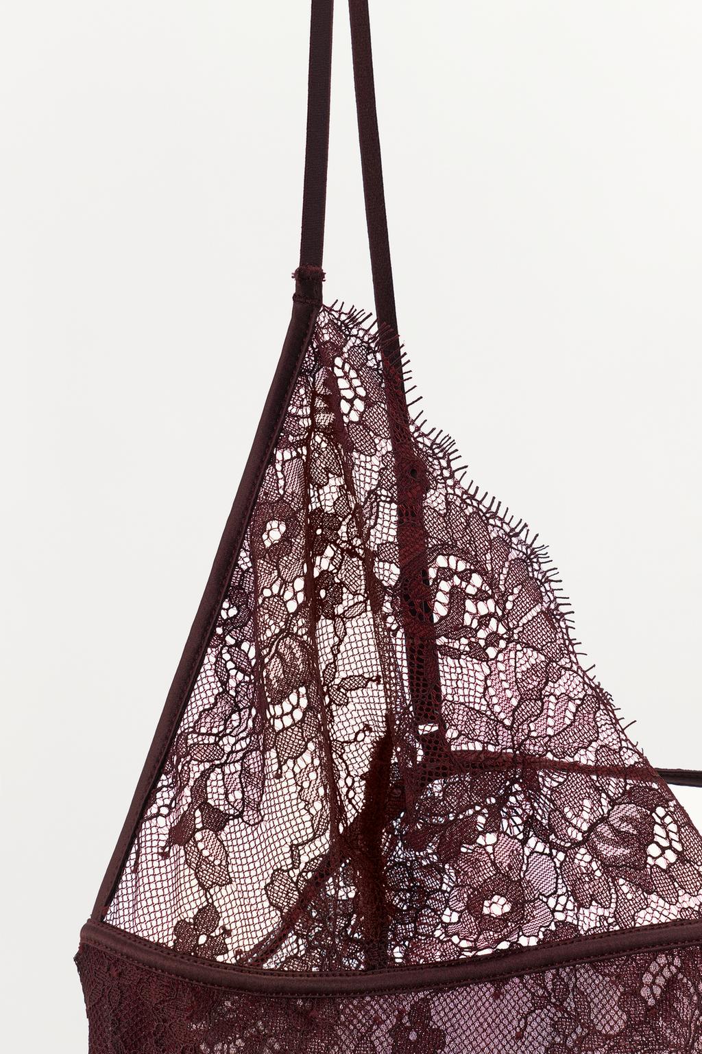 КОМБИНИРОВАННОЕ МИНИ-ПЛАТЬЕ С КРУЖЕВОМ