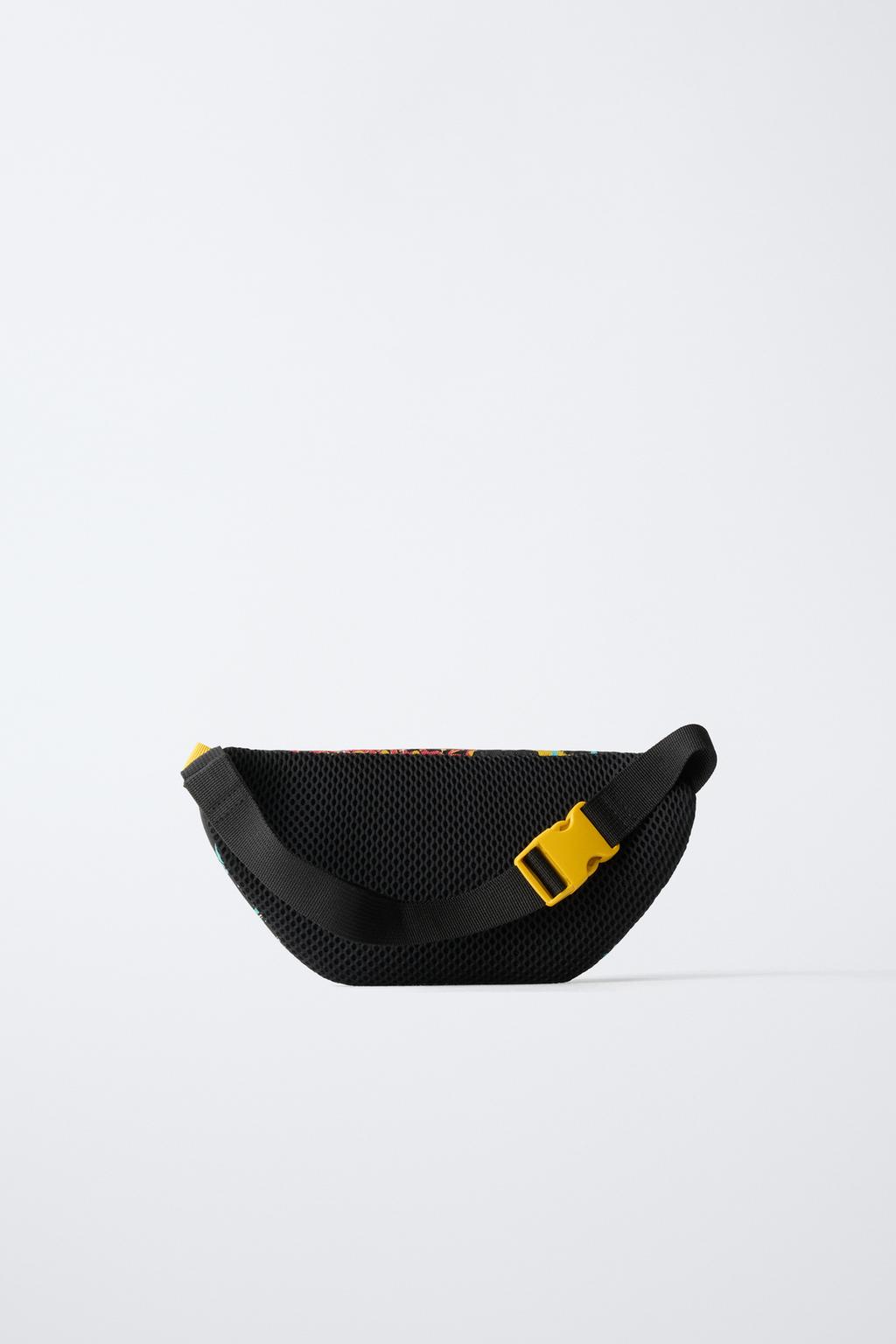 ПОЯСНАЯ СУМКА С ГРАФФИТИ