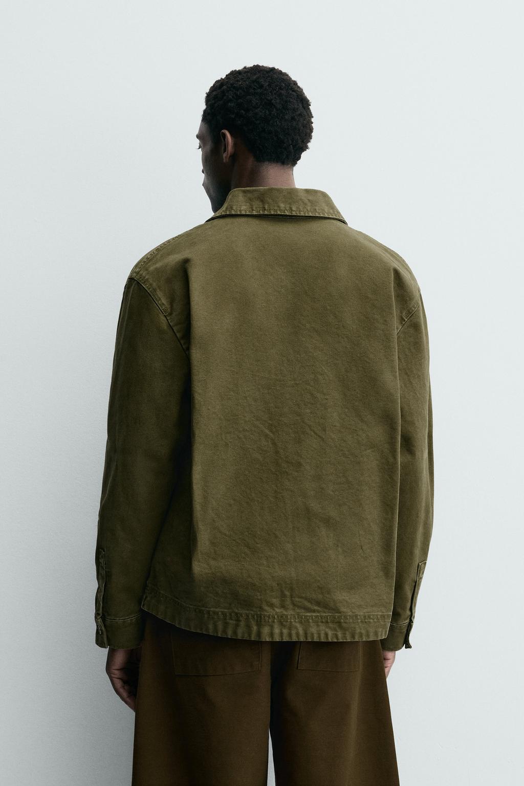 КУРТКА-РУБАШКА СВОБОДНОГО КРОЯ С КАРМАНАМИ