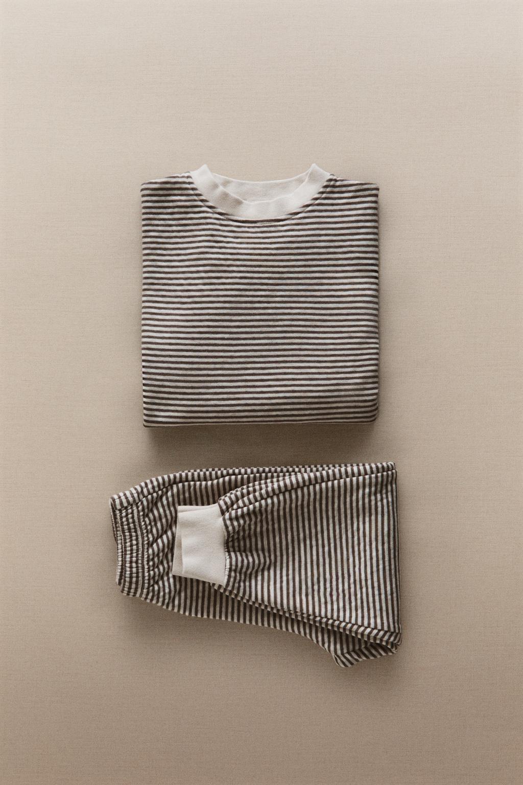 Детский пижамный комплект в полоску