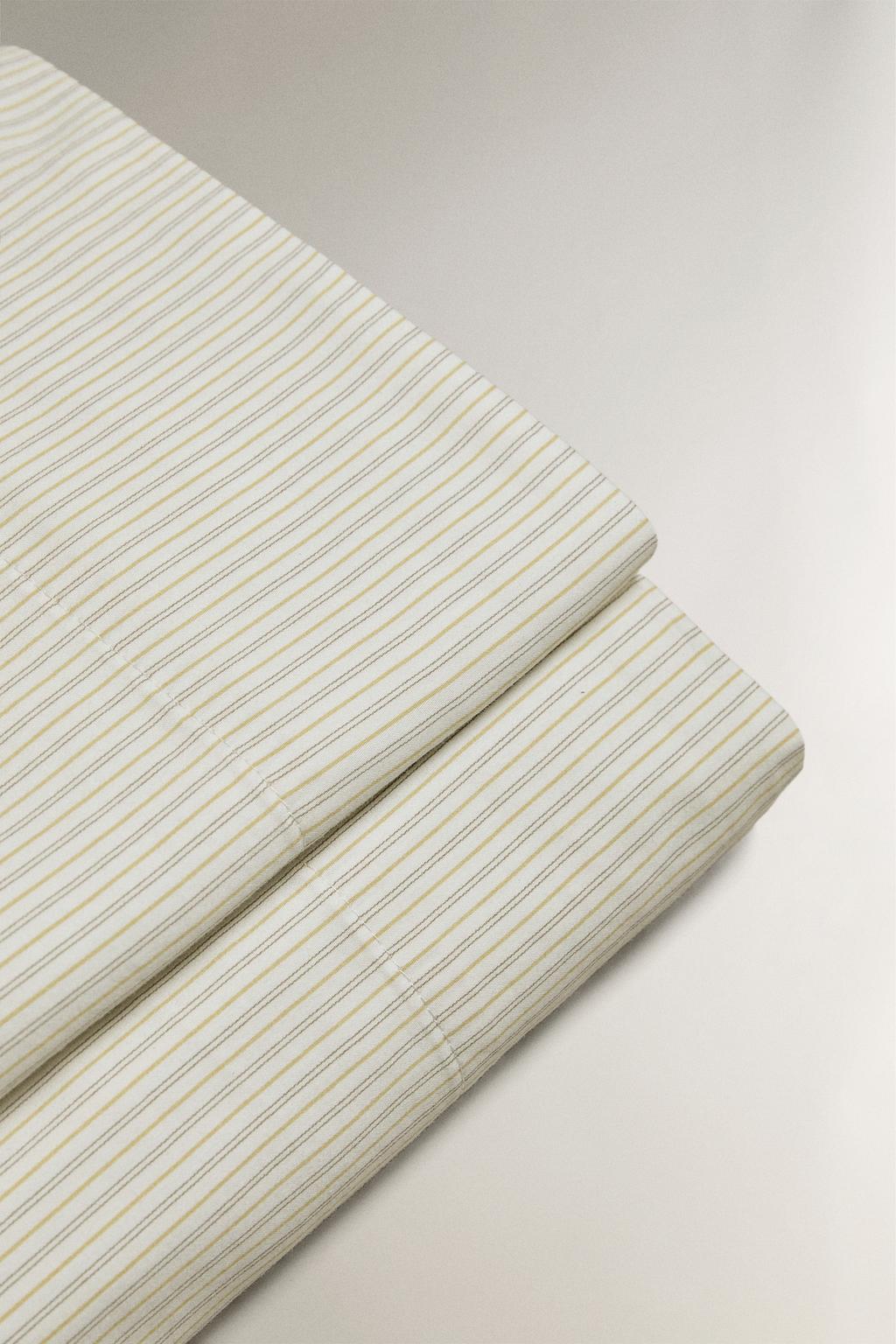 Простыня из хлопка с атласной отделкой в полоску (300 нитей)