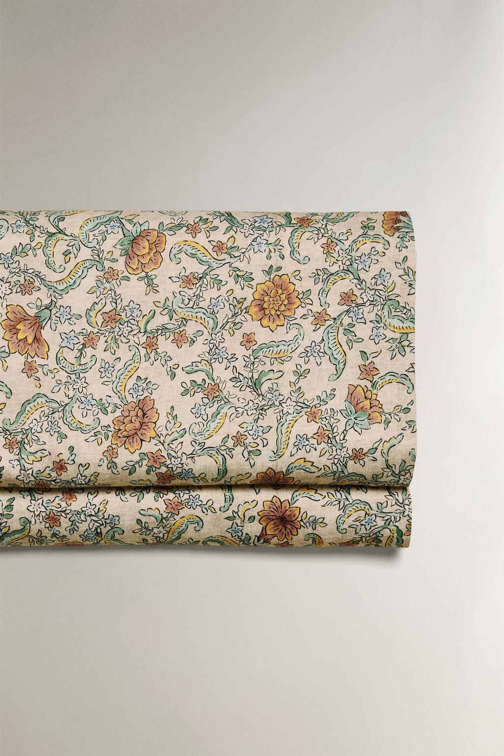 Простыня с набивным цветочным узором (300 нитей)