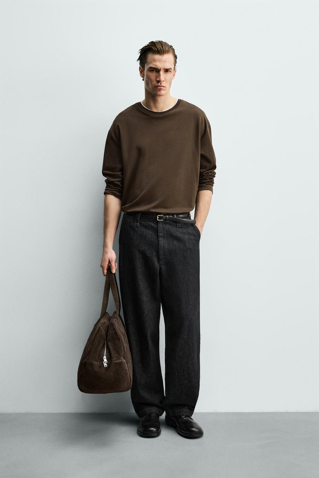 ФУТБОЛКА С ДВОЙНЫМИ КОНТРАСТНЫМИ ДЕТАЛЯМИ