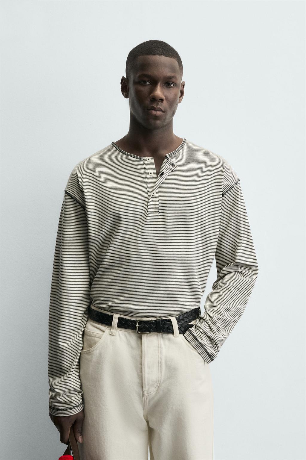 ФУТБОЛКА В ПОЛОСКУ С КРУГЛЫМ ВЫРЕЗОМ