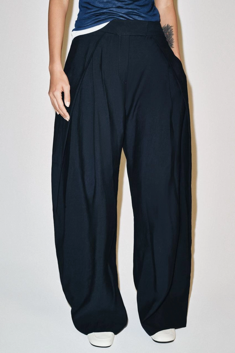 БРЮКИ WIDE-LEG С ЗАЩИПАМИ — ZW COLLECTION
