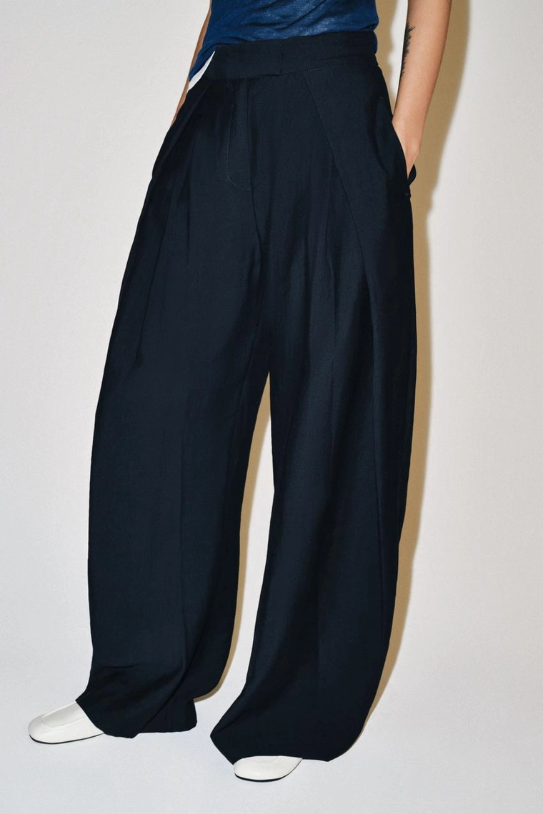 БРЮКИ WIDE-LEG С ЗАЩИПАМИ — ZW COLLECTION