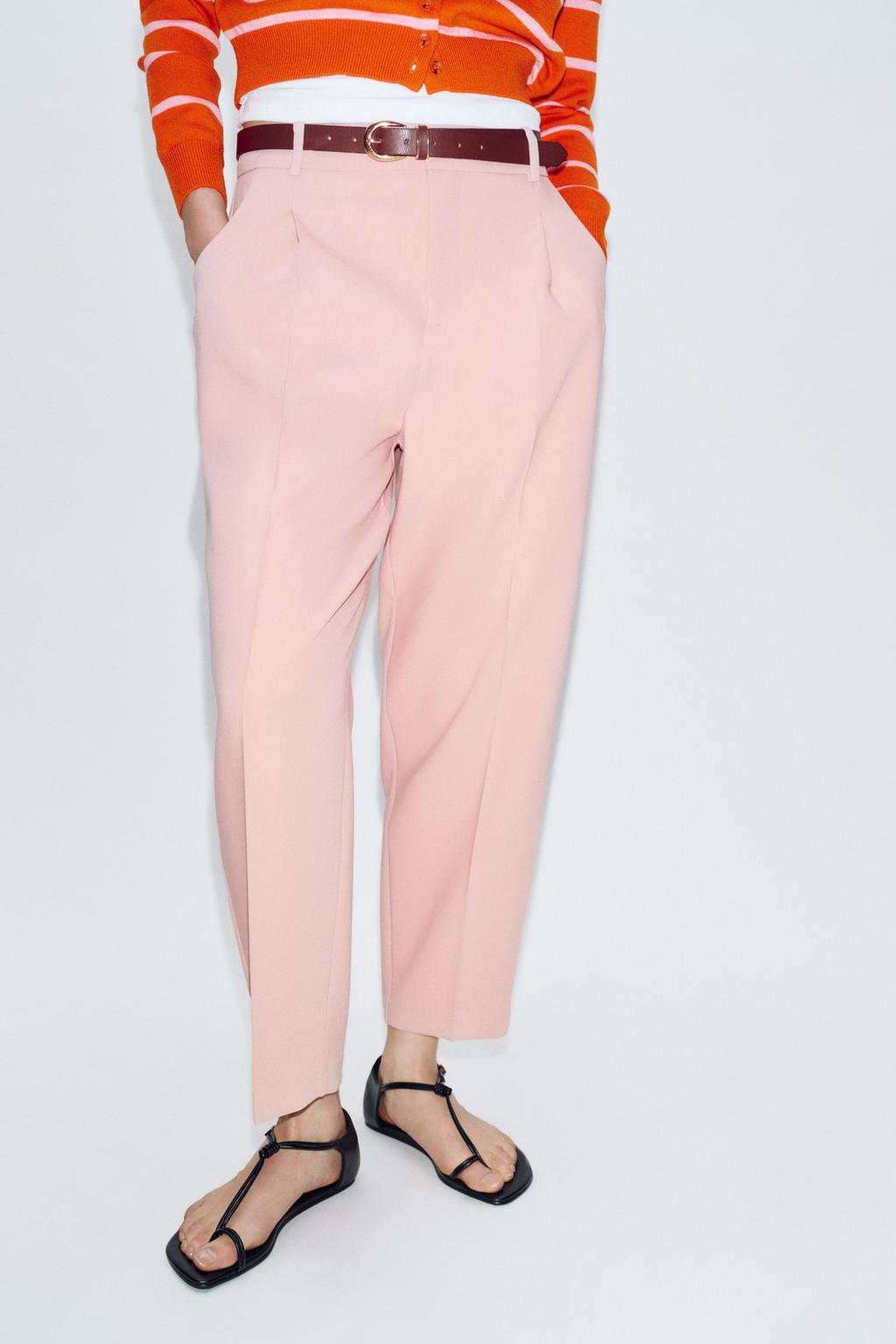 БРЮКИ С ЗАЩИПАМИ И РЕМНЕМ