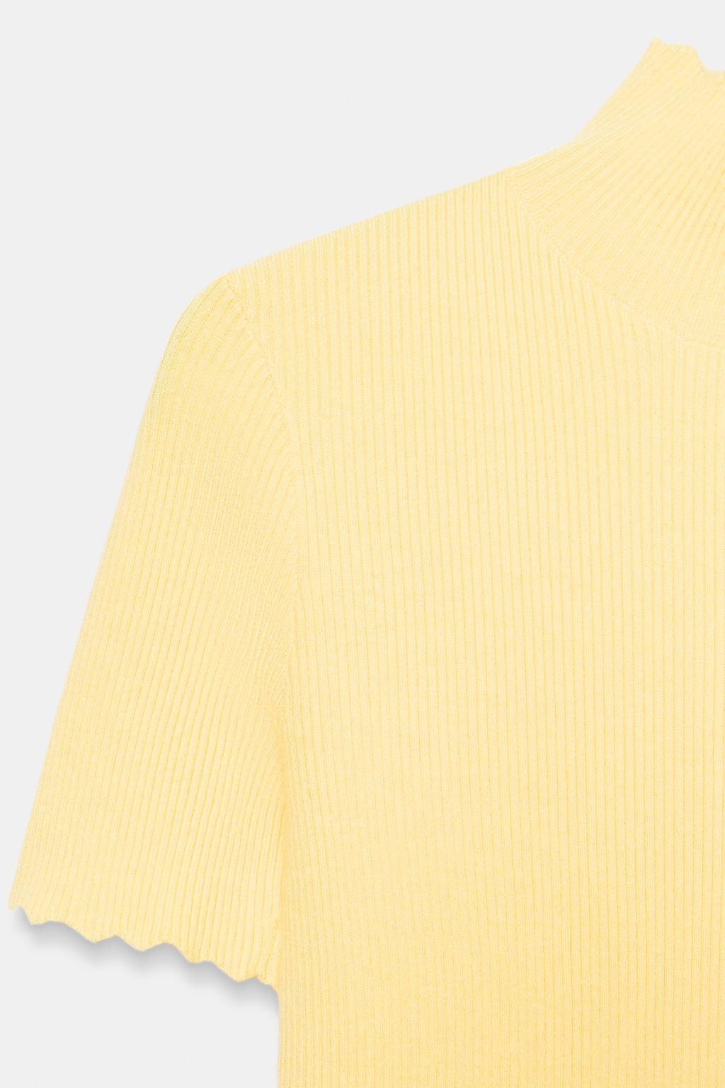 ТРИКОТАЖНЫЙ ТОП В РУБЧИК