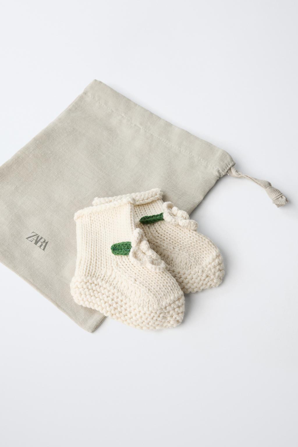 Вышитые ботиночки